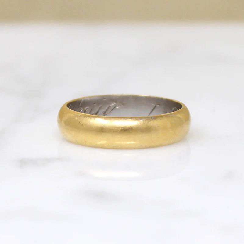 Satisfying 18k Gold Half Round Band Engraved "Sergio"