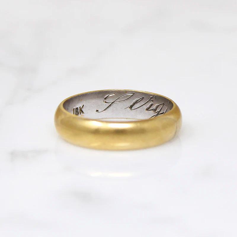 Satisfying 18k Gold Half Round Band Engraved "Sergio"