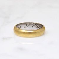 Satisfying 18k Gold Half Round Band Engraved "Sergio"