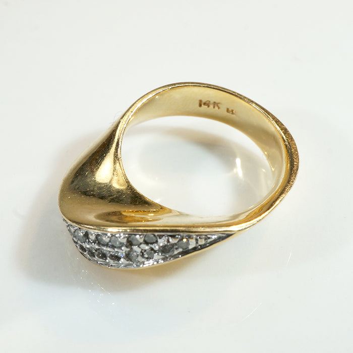 Playful Modernist Twist Band with Diamond Pavé