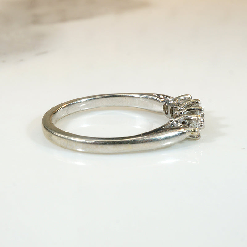 Glittering 1970s Diamond & White Gold Band