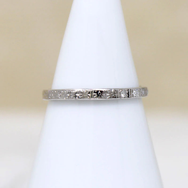 Petite Diamond & Engraved Platinum Forget-Me-Not Band