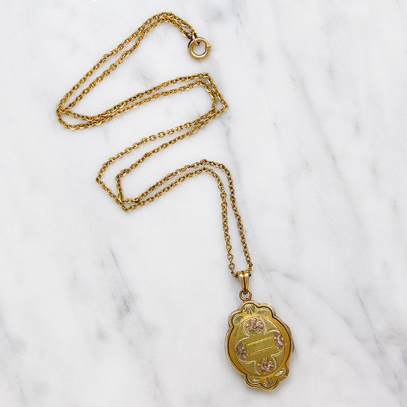 Romantic Locket with Engraved Forget-Me-Nots