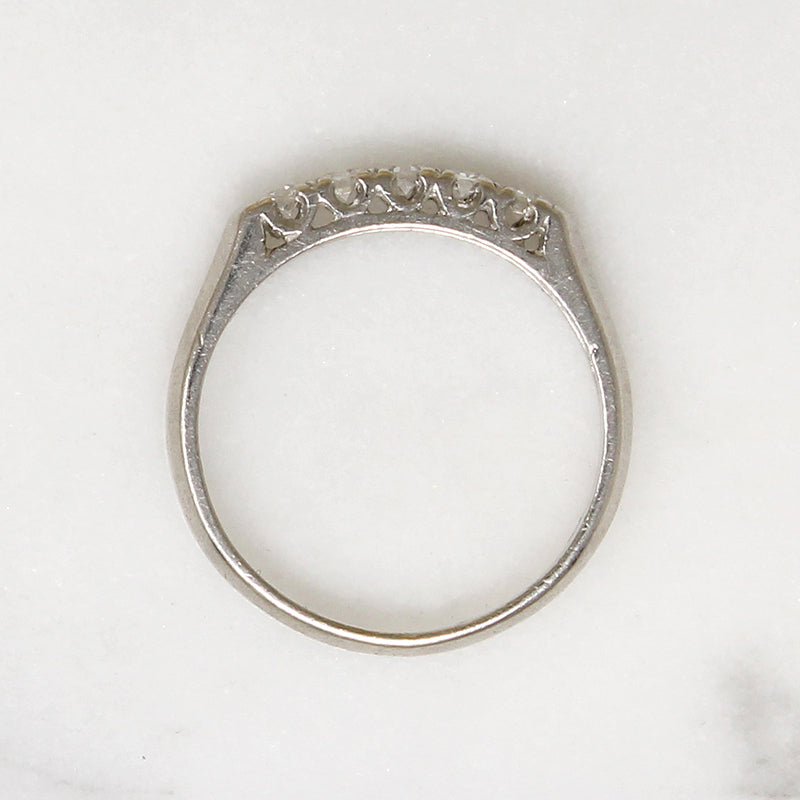 Tasteful Diamond & Platinum Retro Wedding Band