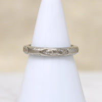 Lush Dogwood Blossom 18k White Gold Band