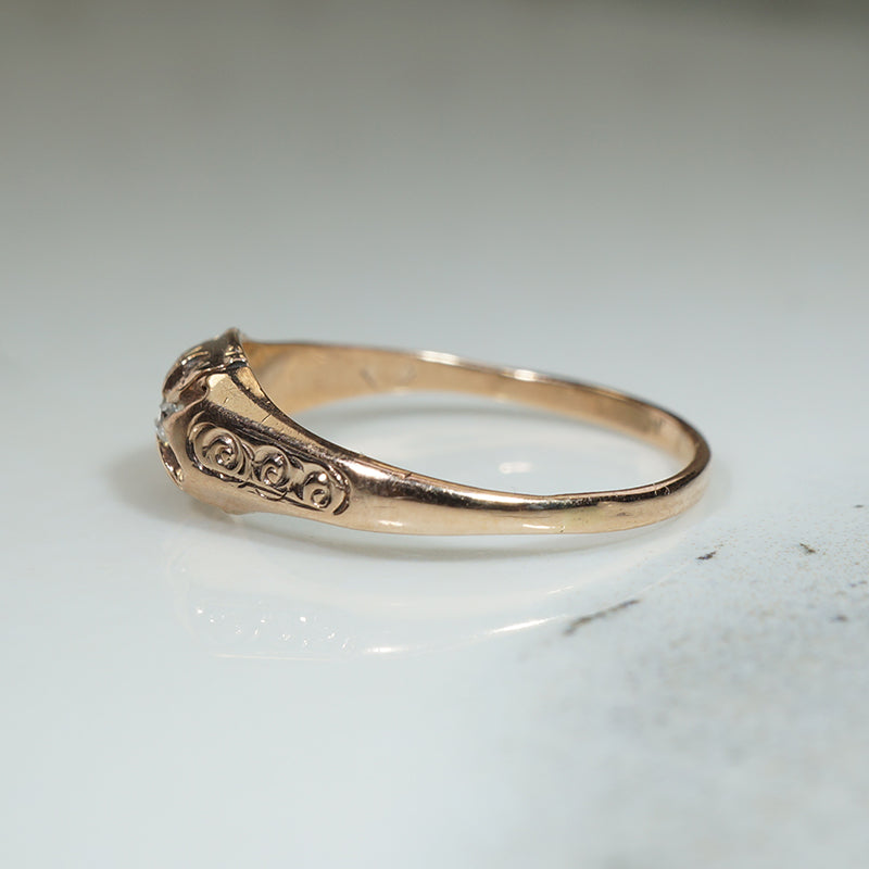 Pretty Gold Old Mine Cut Diamond 19thc Ring