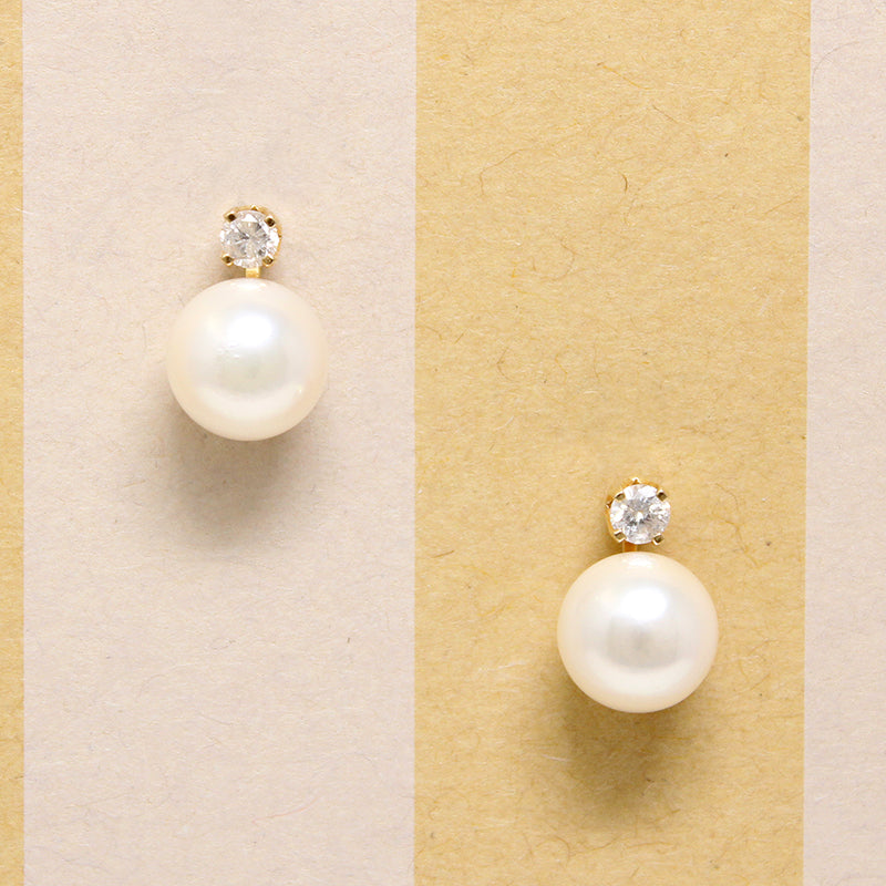 Luxurious Pearl & Diamond Stud Earrings