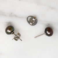 Dramatic Gray Freshwater Pearl & Steel Stud Earrings