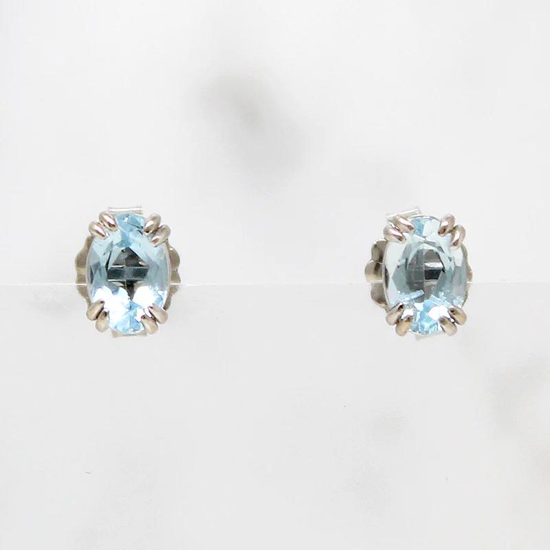 Baby Blue 0.99tcw Oval Aquamarines in White Gold Studs by 720