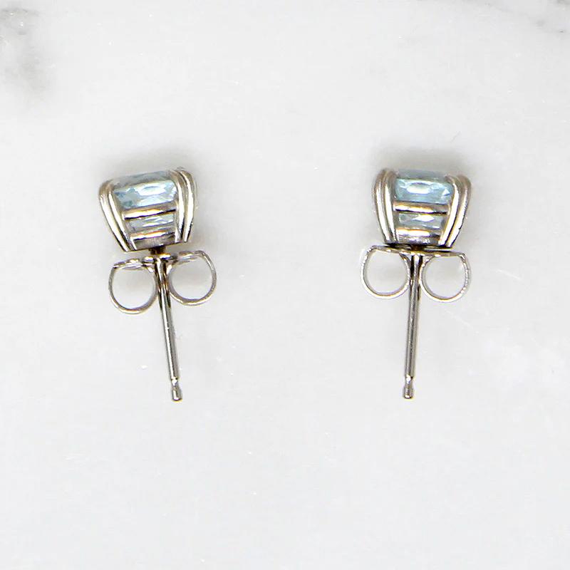 Baby Blue 0.99tcw Oval Aquamarines in White Gold Studs by 720