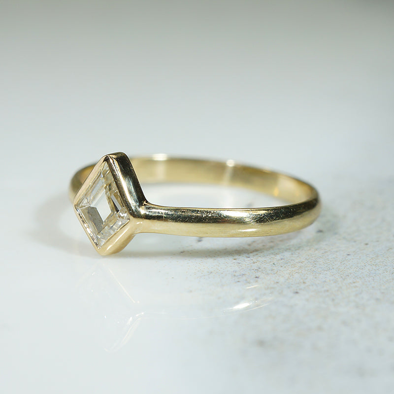 Exquisite Kite Diamond in Handcrafted Gold Ring by 720