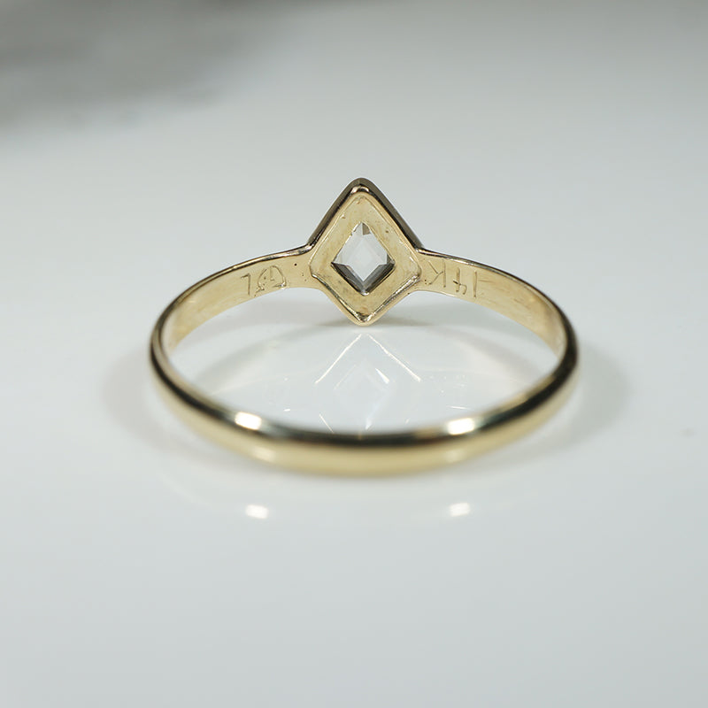 Exquisite Kite Diamond in Handcrafted Gold Ring by 720