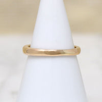 Deco Carré Cut Diamond in Tapered Gold Band by 720