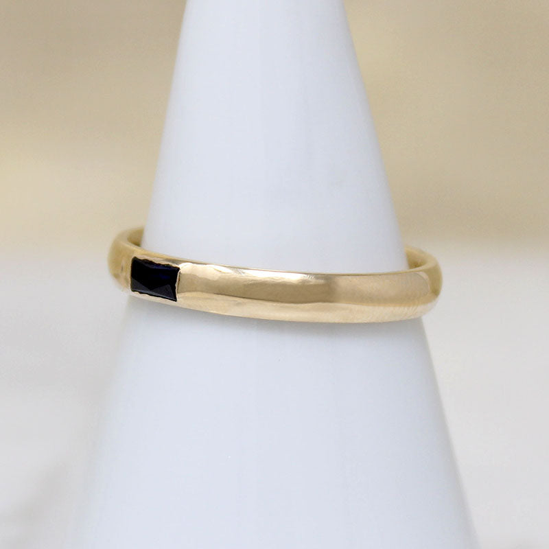 French Cut Sapphire in Curvy Gold Band by 720