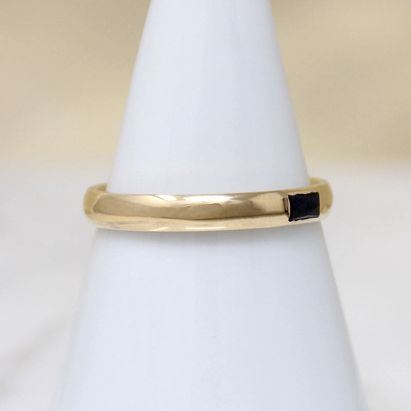French Cut Sapphire in Curvy Gold Band by 720