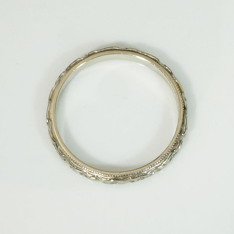 Vintage Forget-Me-Not White Gold Engraved Band