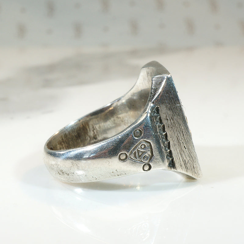 Peruvian Llama Signet Ring in Silver & 18k Gold
