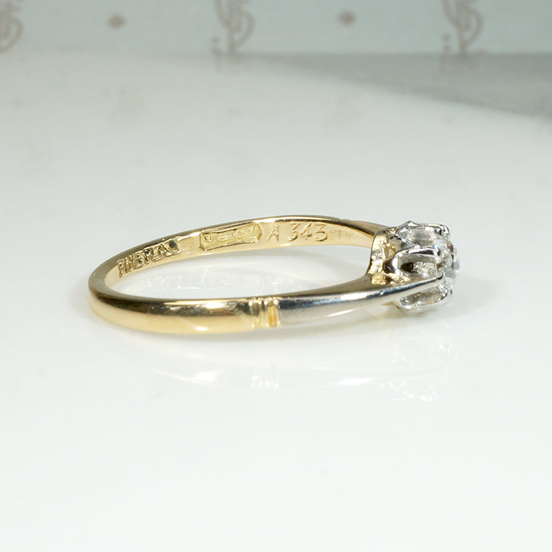 Graceful Edwardian Diamond Solitaire Ring in 18ct & Platinum