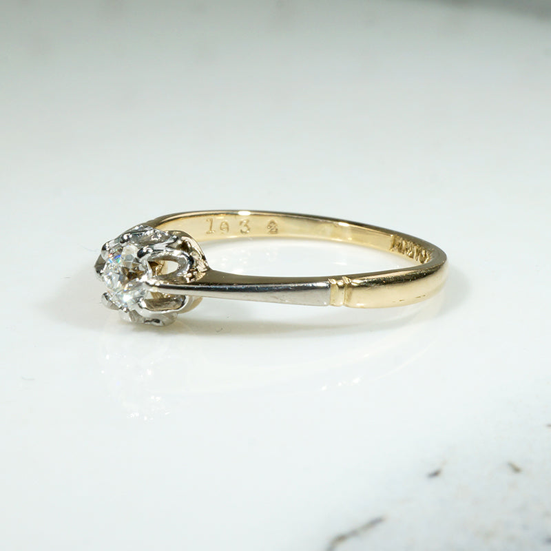 Graceful Edwardian Diamond Solitaire Ring in 18ct & Platinum