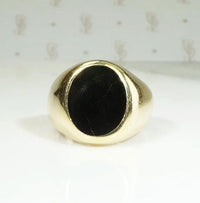 Bodacious Onyx Signet with All the Curves