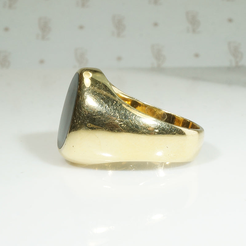 Bodacious Onyx Signet with All the Curves