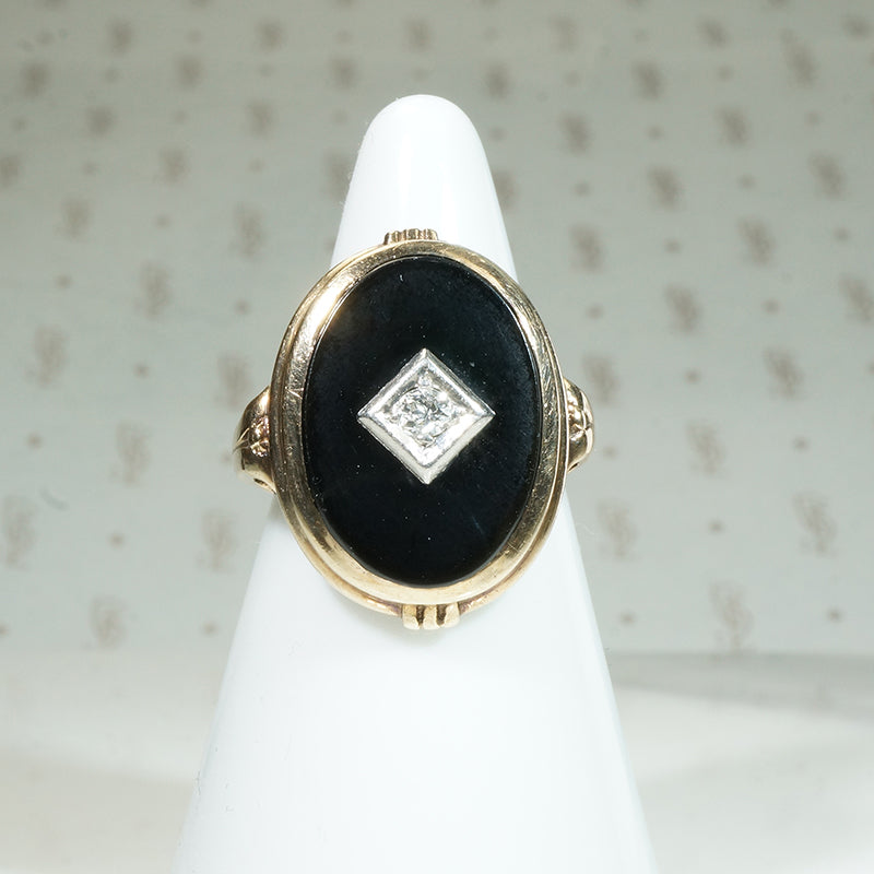 Shapely Diamond Set Onyx & Gold Ring