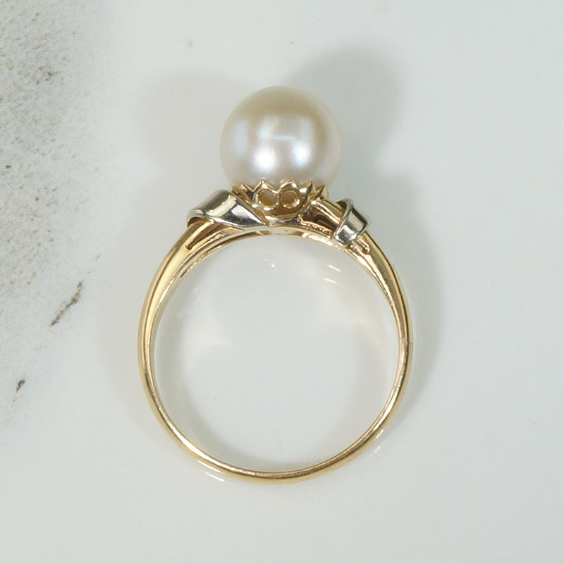 Modernist Pearl Solitaire in Two-Tone Gold