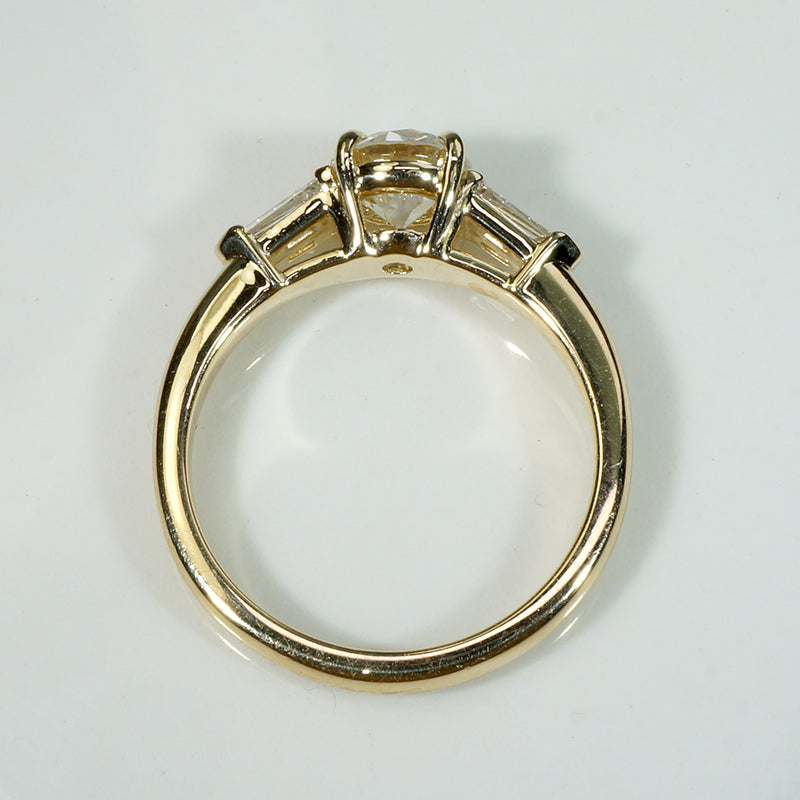 Luxurious 1.05ct Diamond Engagement Ring by 720
