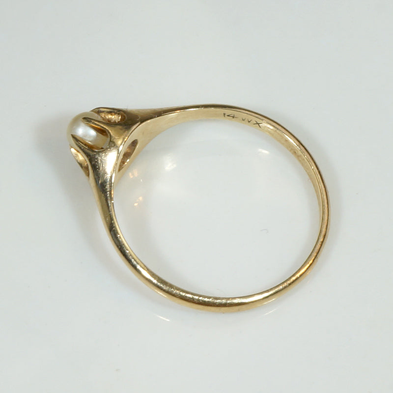 Victorian Pearl Solitaire in Gold Belcher Setting