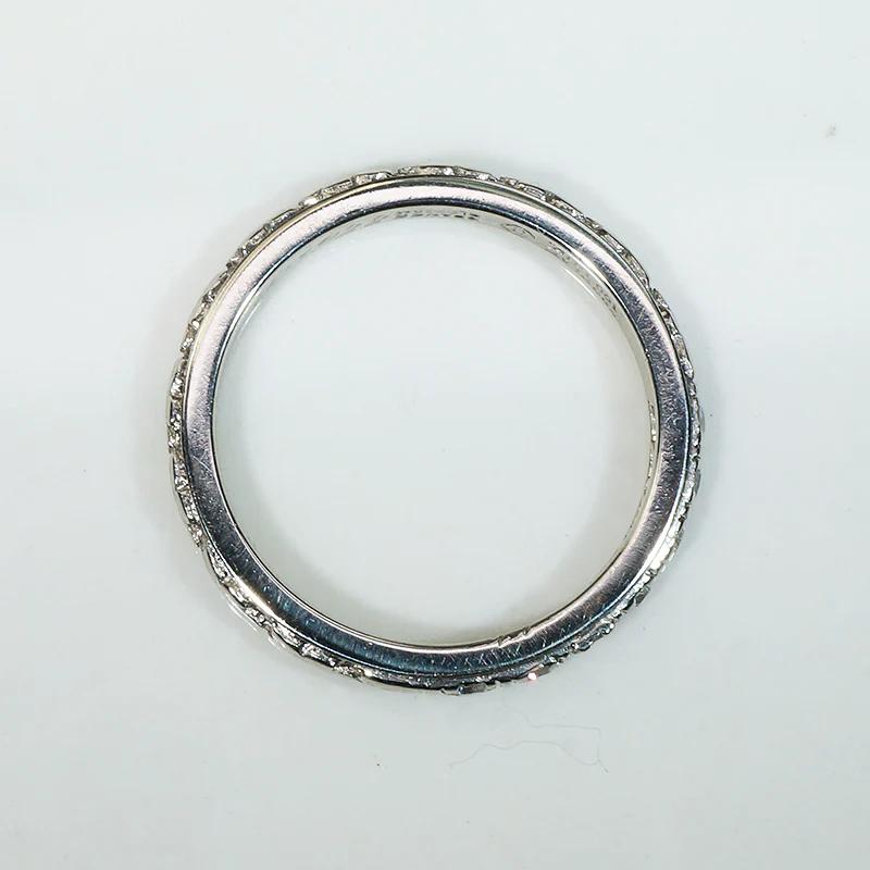 Fresh "Orange Blossom" White Gold Band by Traub