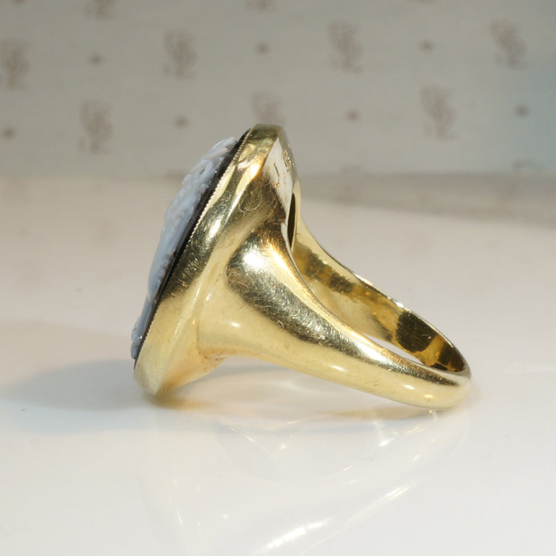 Sisters Victorian Cameo in 1920s Gold Ring