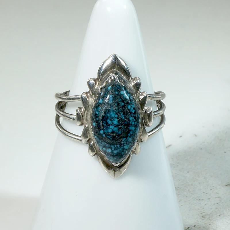 Striking Zuni Turquoise & Sterling Ring Signed W. Quam