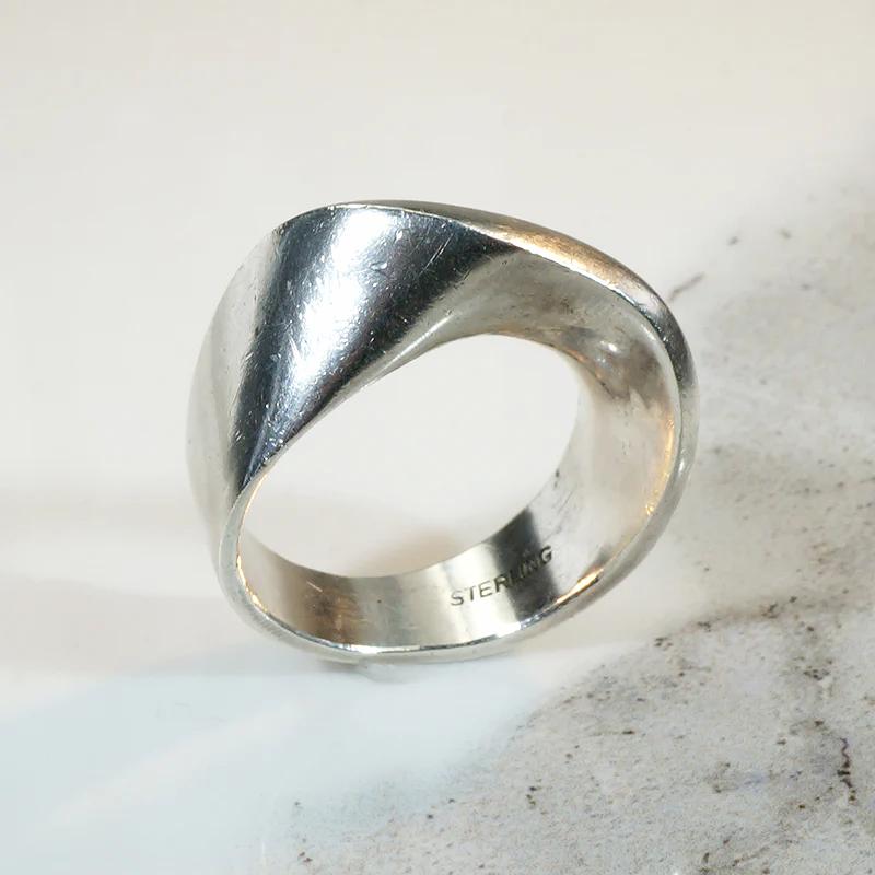 Sculptural Sterling Silver Modernist Ring by H. Steig