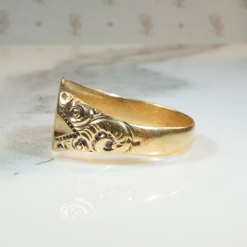 Al's Victorian Engraved Gold Signet Ring