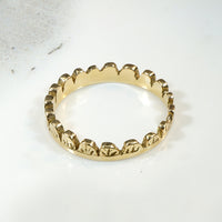 Mysterious 14k Gold Crown Band