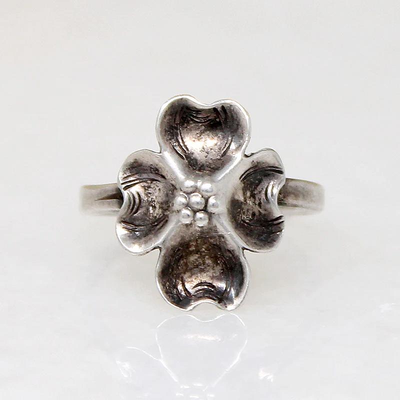 NYE Sterling Silver Dogwood Flower Ring