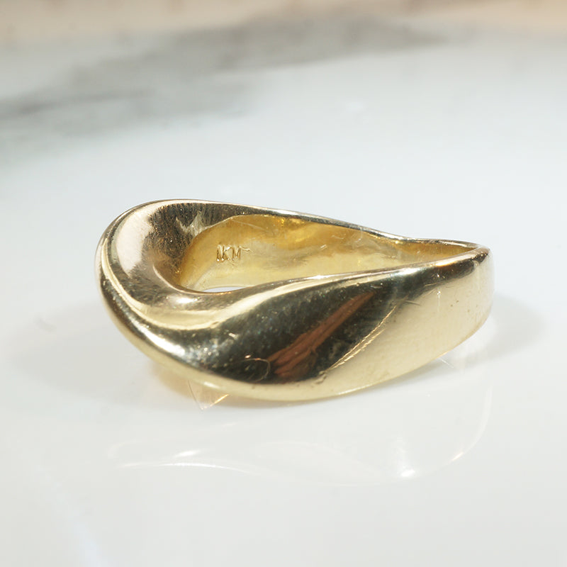 Vintage Gold Band with a Twist