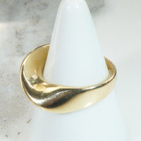 Vintage Gold Band with a Twist