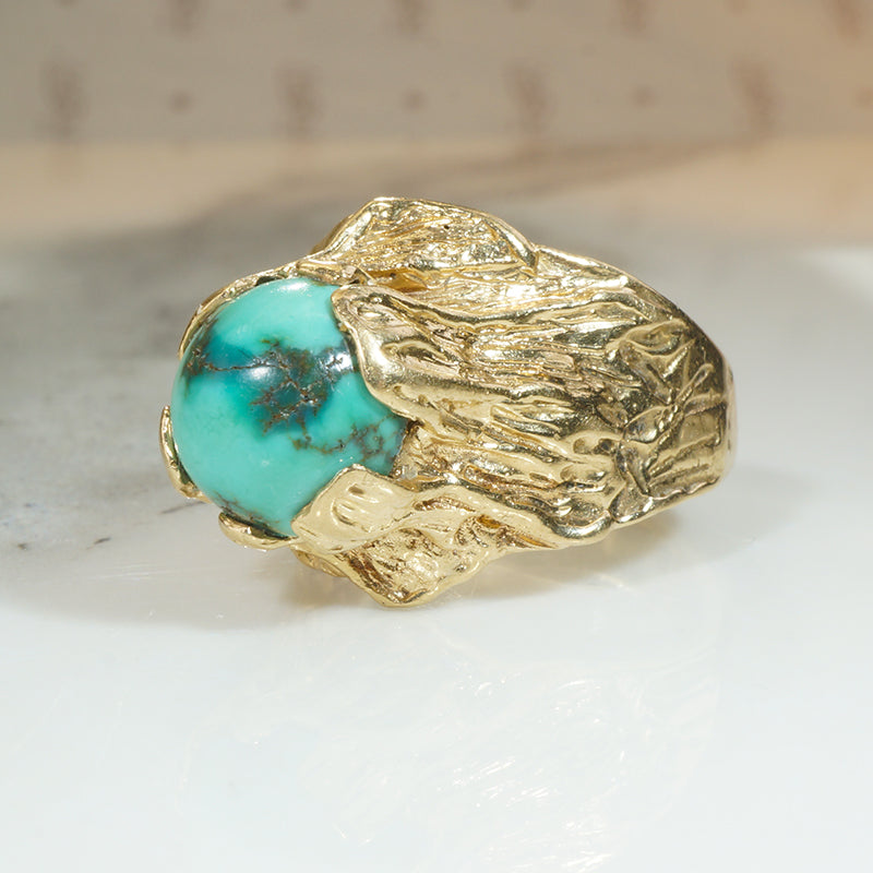 Captivating 1960s Brutalist Gold and Turquoise Ring