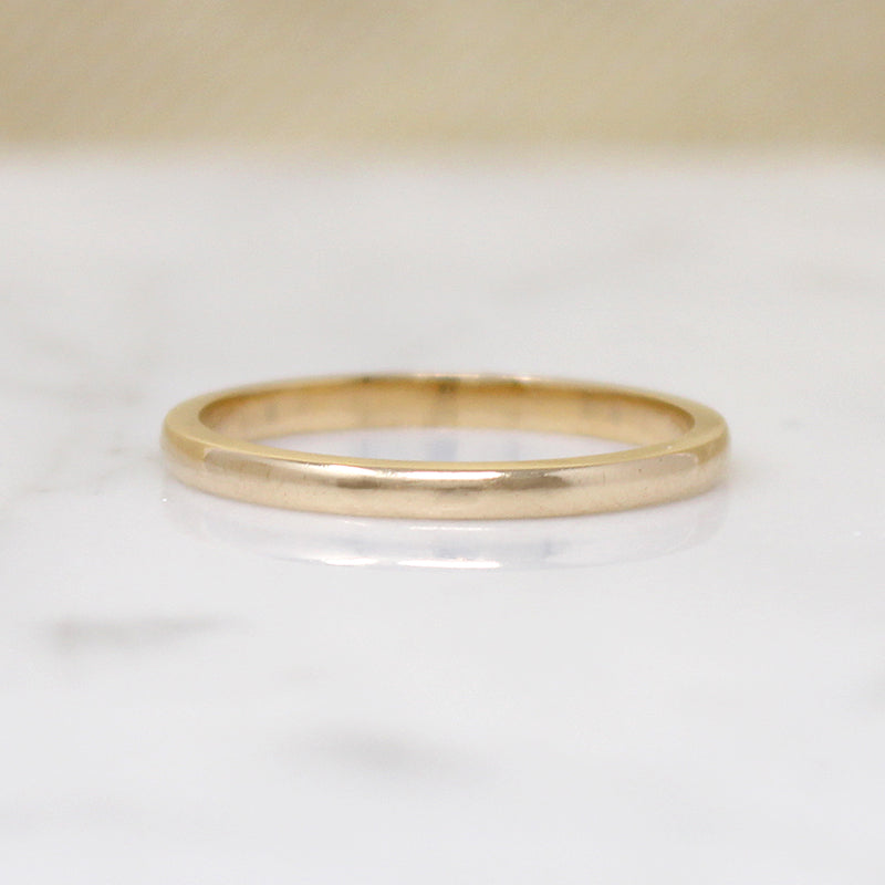Slim 14k Gold Wedding Band in Size 8.25