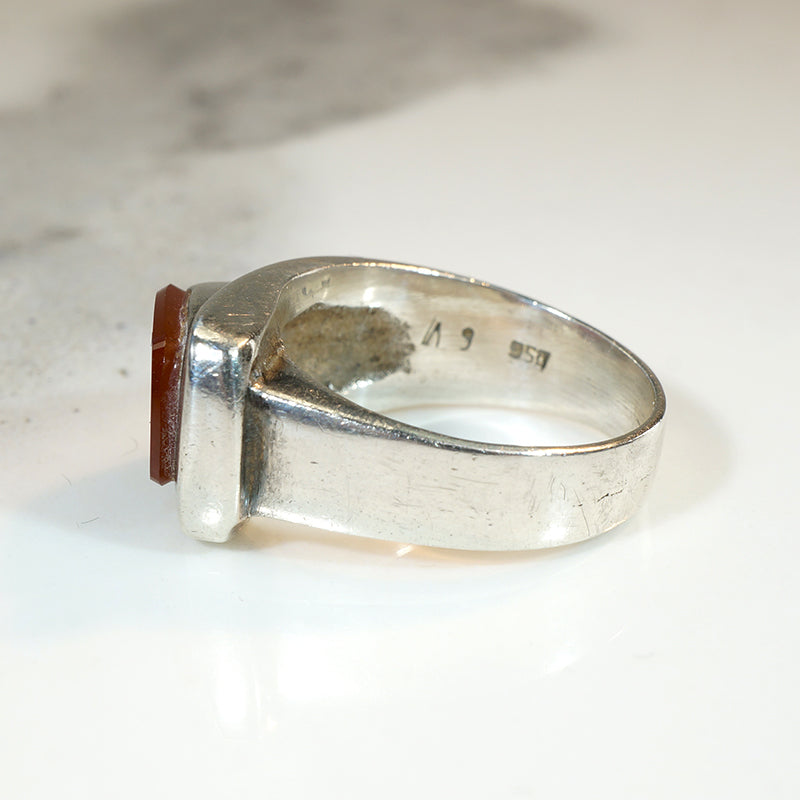 Chic Modernist Sterling Silver & Carnelian Ring