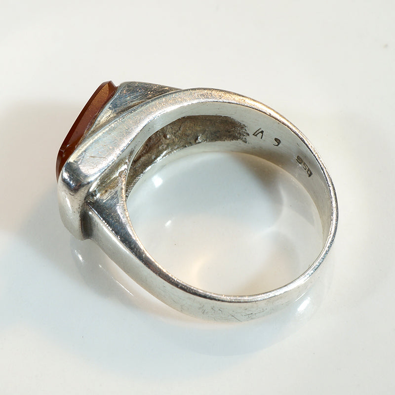 Chic Modernist Sterling Silver & Carnelian Ring