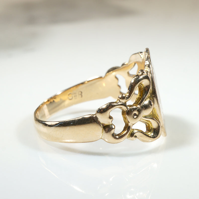 Bountiful Bows Otsby & Barton "B" Signet Ring