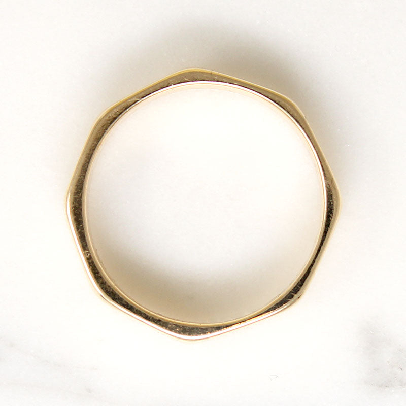 Faceted Flat Vintage Gold Wedding Band in Size 10.75
