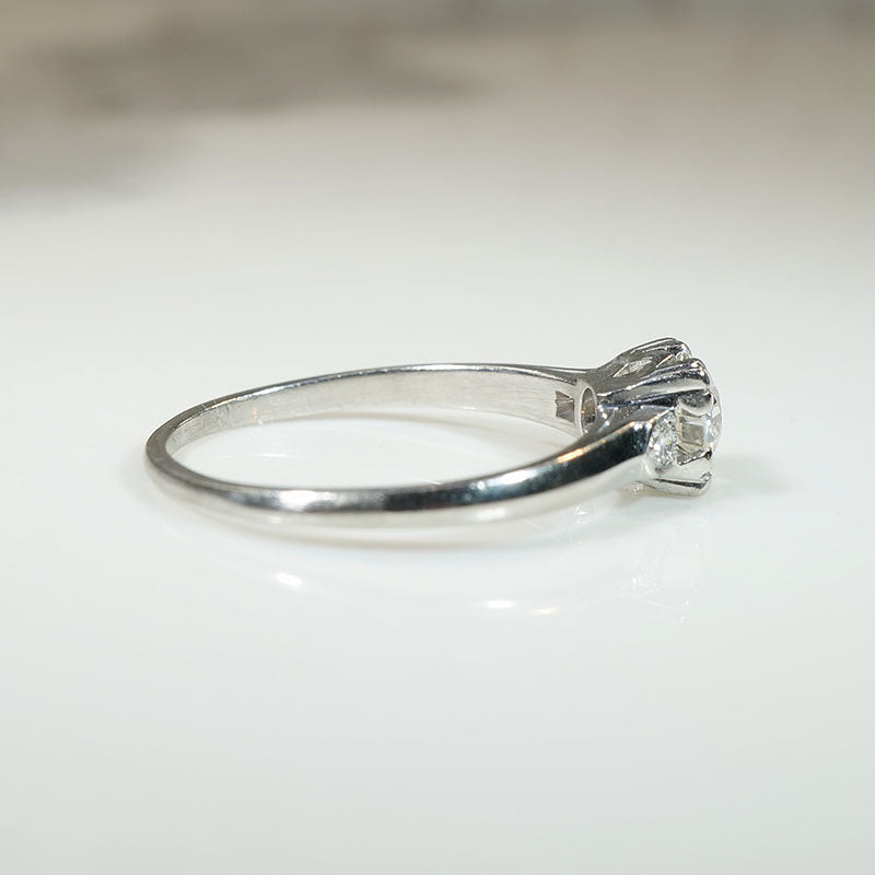 Tasteful Old European Cut Diamond & Platinum Engagement RIng