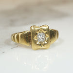 Lovely 18k Gold Old Mine Cut Diamond Panel Ring