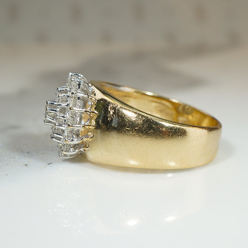 Dazzling Diamond Cluster on Curvaceous Gold Band