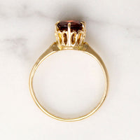 Art Deco Garnet & Yellow Gold Filigree Solitaire Ring
