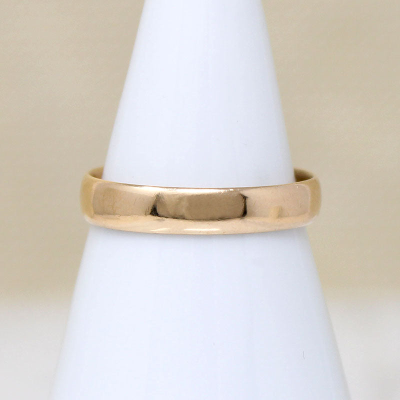 Buttery 18k Gold Victorian Wedding Band