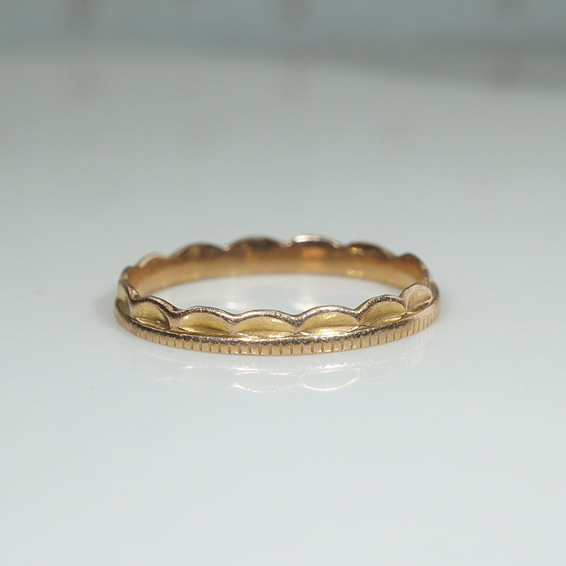 Scalloped & Milgrained 14k Gold Band